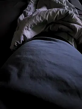 andras3459 online show from March 24, 2026, 4:28 am