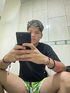 Theus26  online show from March 26, 2026, 4:18 am