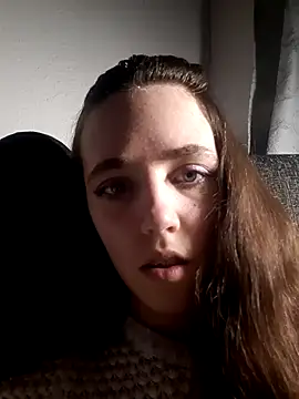 AnnieArtLive online show from March 13, 2026, 6:14 pm