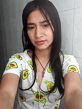 Snapshot of KarolaMendez chatting on March 22, 2026, 3:59 pm KarolaMendez online show from March 22, 2026, 3:59 pm