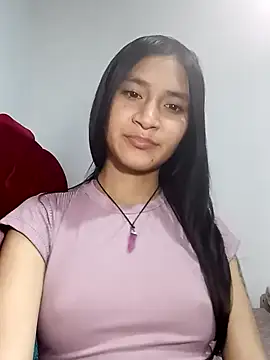 KarolaMendez online show from May 10, 2026, 9:42 pm