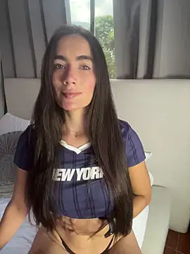 Evacrox online show from April 14, 2026, 2:01 pm