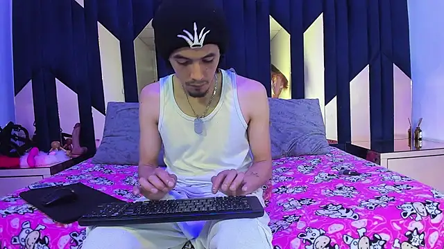 KikyoAndDrey online show from April 30, 2026, 3:29 pm