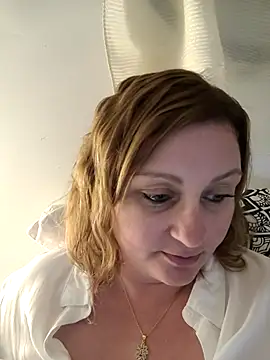 duotroublant online show from May 3, 2026, 8:26 pm