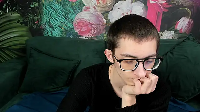 RonBevs online show from April 11, 2026, 7:51 pm