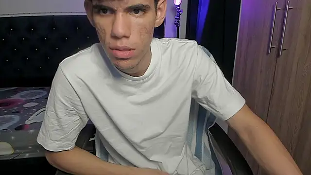 Josy 11 online show from April 28, 2026, 2:10 am