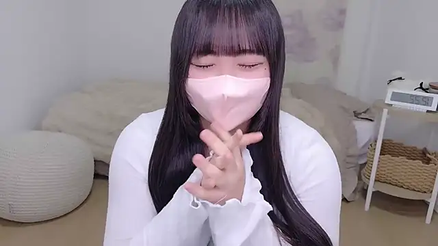 Neon-channel online show from March 16, 2026, 3:23 am