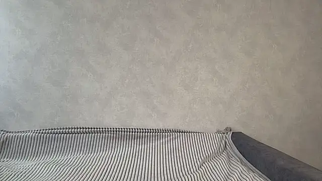 Ellaizatelly online show from April 26, 2026, 8:56 am