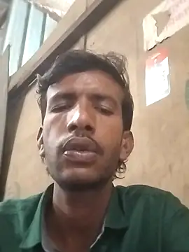 Lipsyguy2295 online show from April 19, 2026, 9:08 am