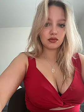 bettyloveu online show from June 5, 2026, 4:08 am