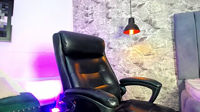 sofi wiliiams2 online show from April 2, 2026, 11:02 pm