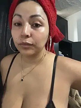 Snapshot of karlyprintt chatting on June 23, 2026, 1:31 pm karlyprintt online show from June 23, 2026, 1:31 pm