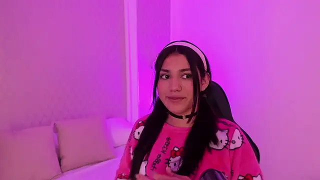 cristin collins online show from April 10, 2026, 8:02 pm