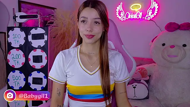 ChloeGil online show from June 1, 2026, 10:50 am