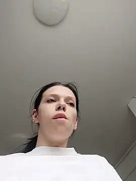 DeeaFoxy online show from April 11, 2026, 12:09 pm