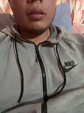 DanielZz69 online show from April 9, 2026, 12:32 am