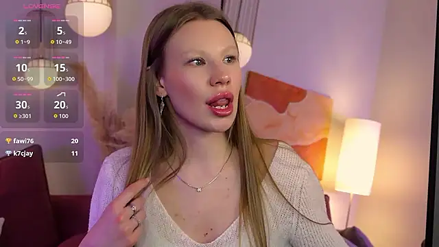 Snapshot of MayMalone chatting on March 13, 2026, 10:05 pm MayMalone online show from March 13, 2026, 10:05 pm