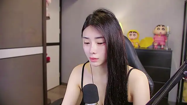 XiaoYuBao- online show from May 16, 2026, 8:18 pm