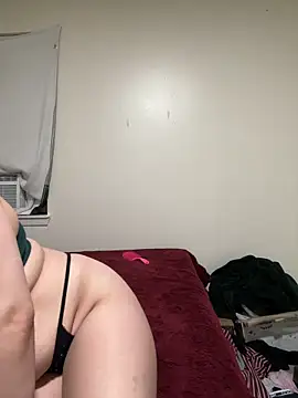 treasurebabii online show from April 5, 2026, 6:10 am