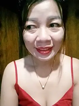 Yiyi102300 online show from June 9, 2026, 10:21 pm