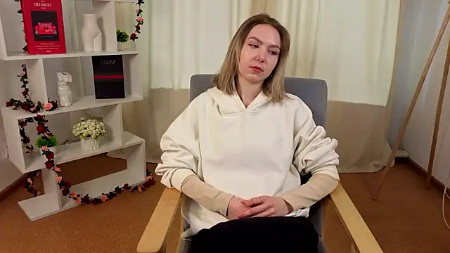 DottyTaliaferro online show from March 15, 2026, 8:20 am