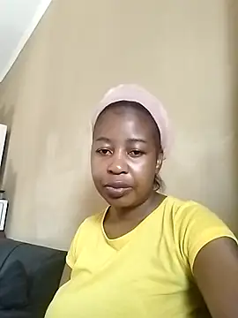 Snapshot of Prettylicou chatting on April 10, 2026, 10:20 am Prettylicou online show from April 10, 2026, 10:20 am