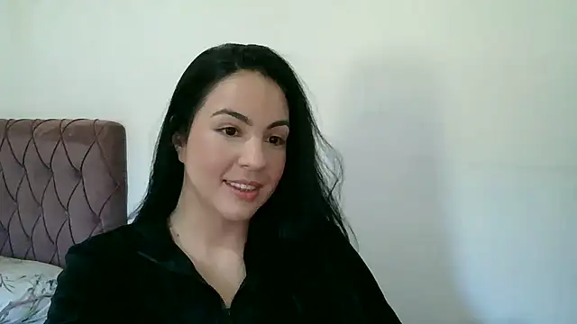 AnabeleNogueira online show from June 18, 2026, 3:27 pm