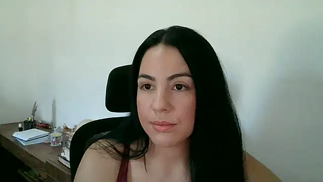 AnabeleNogueira online show from June 30, 2026, 2:51 pm