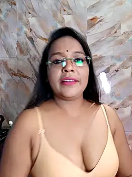 hornyrosy321 online show from April 16, 2026, 5:25 pm