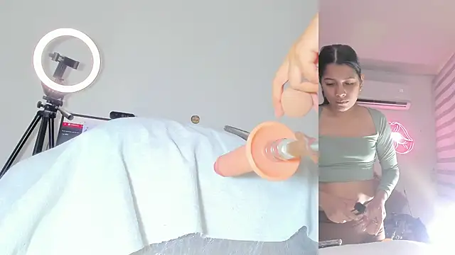 Bella Donne  online show from April 20, 2026, 5:05 pm