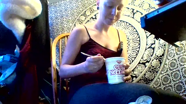 Ambionce online show from May 15, 2026, 5:47 am