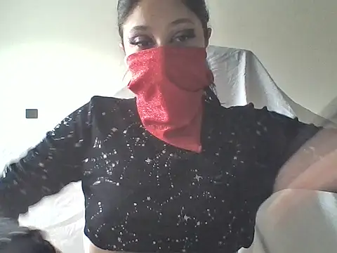 little kiten online show from March 14, 2026, 10:04 pm