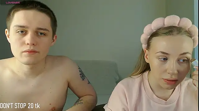 MikeXEmilia online show from May 12, 2026, 5:48 am