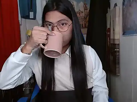 Steffiy online show from March 17, 2026, 7:17 pm