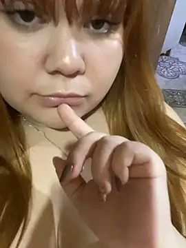 melani 222 online show from March 17, 2026, 11:52 pm