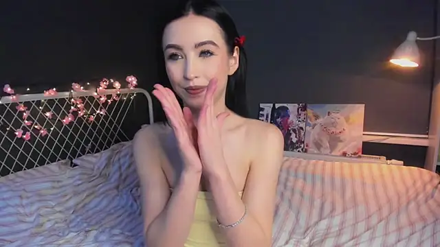 lizaa breeze online show from April 6, 2026, 5:25 pm