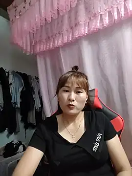 Lucxy-ki6 online show from May 23, 2026, 1:59 pm