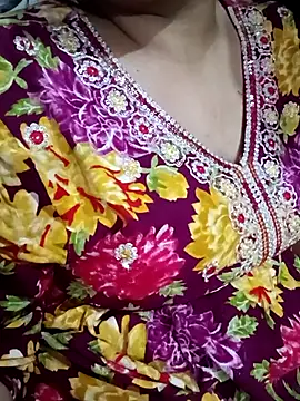 Gujju bhabhi69 online show from March 28, 2026, 6:18 pm