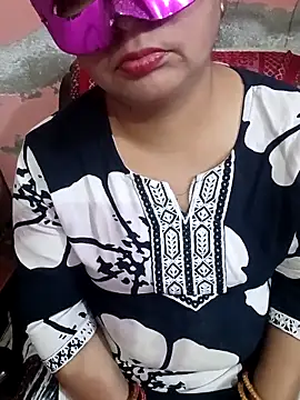 Gujju bhabhi69 online show from April 15, 2026, 8:32 am