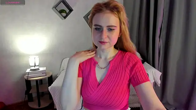 Snapshot of Shiny_Liss chatting on April 3, 2026, 1:36 am Shiny Liss online show from April 3, 2026, 1:36 am