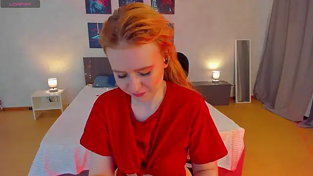 Snapshot of Shiny_Liss chatting on April 28, 2026, 2:27 am Shiny Liss online show from April 28, 2026, 2:27 am