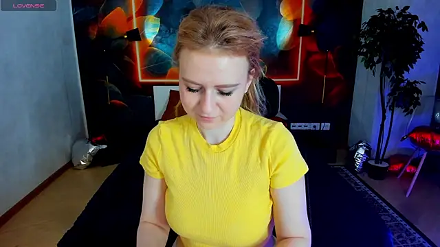 Snapshot of Shiny_Liss chatting on April 29, 2026, 1:32 am Shiny Liss online show from April 29, 2026, 1:32 am