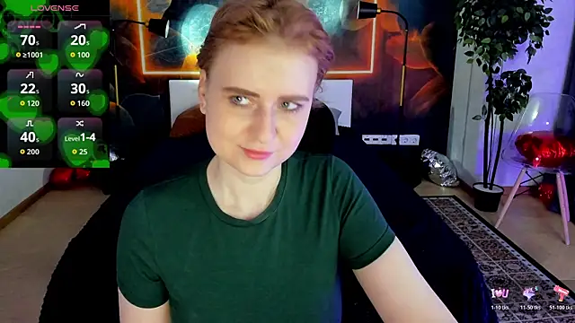 Shiny Liss online show from May 19, 2026, 1:56 am