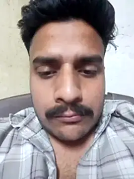 Decentlover67 online show from April 16, 2026, 12:39 pm