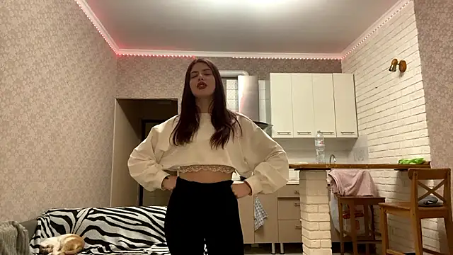 KassieLonzo online show from March 26, 2026, 7:08 pm