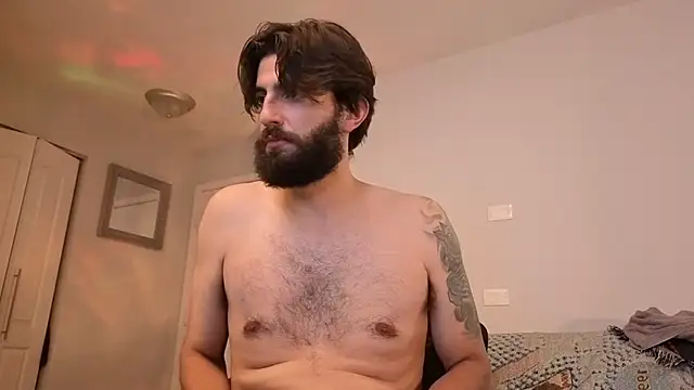 Snapshot of gorgeousgiant chatting on July 21, 2026, 8:27 am gorgeousgiant online show from July 21, 2026, 8:27 am
