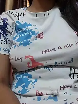 Noor Sexy02 online show from April 6, 2026, 9:32 am