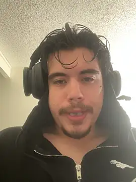 Snapshot of RuledTribe chatting on March 29, 2026, 6:52 pm RuledTribe online show from March 29, 2026, 6:52 pm