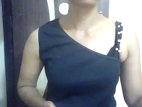 Sonam1186 online show from May 13, 2026, 1:30 pm