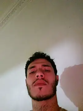 Thewildaliii0 online show from April 18, 2026, 12:47 am
